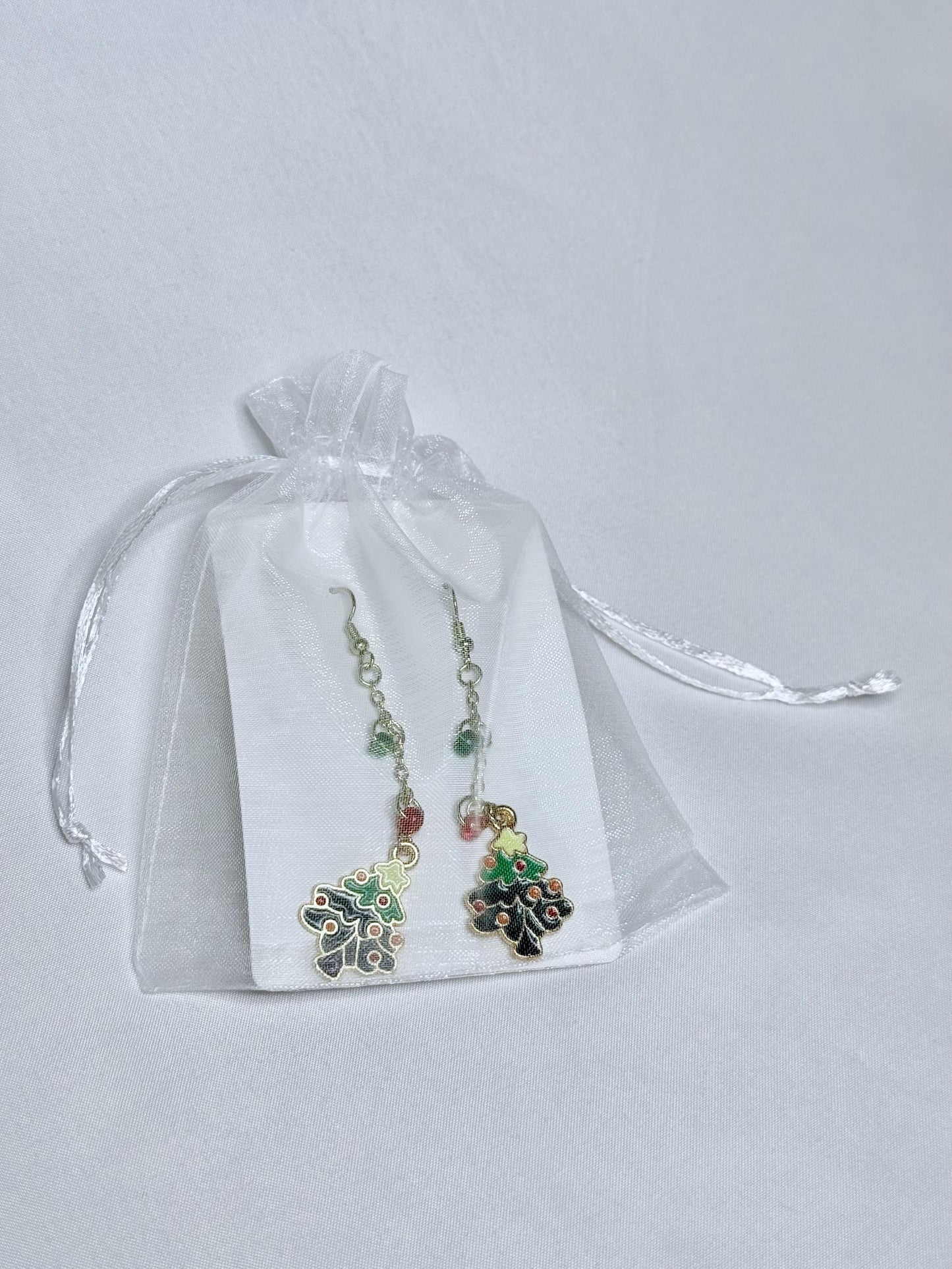 Holiday Cheer Earrings – Green Trees with Colorful Ornaments