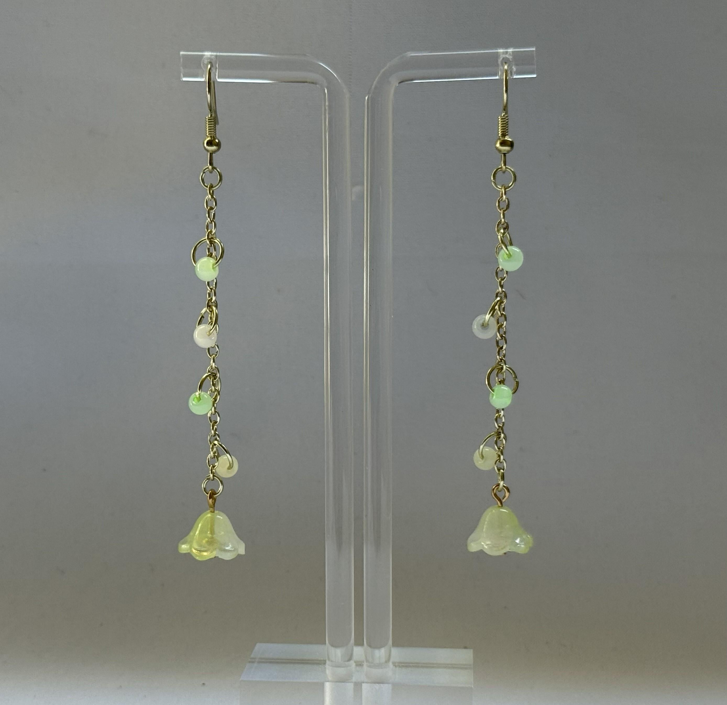 Botanical Drop Earrings – Handmade Bell Flowers with Gold Hooks for Gifts & Spring Style