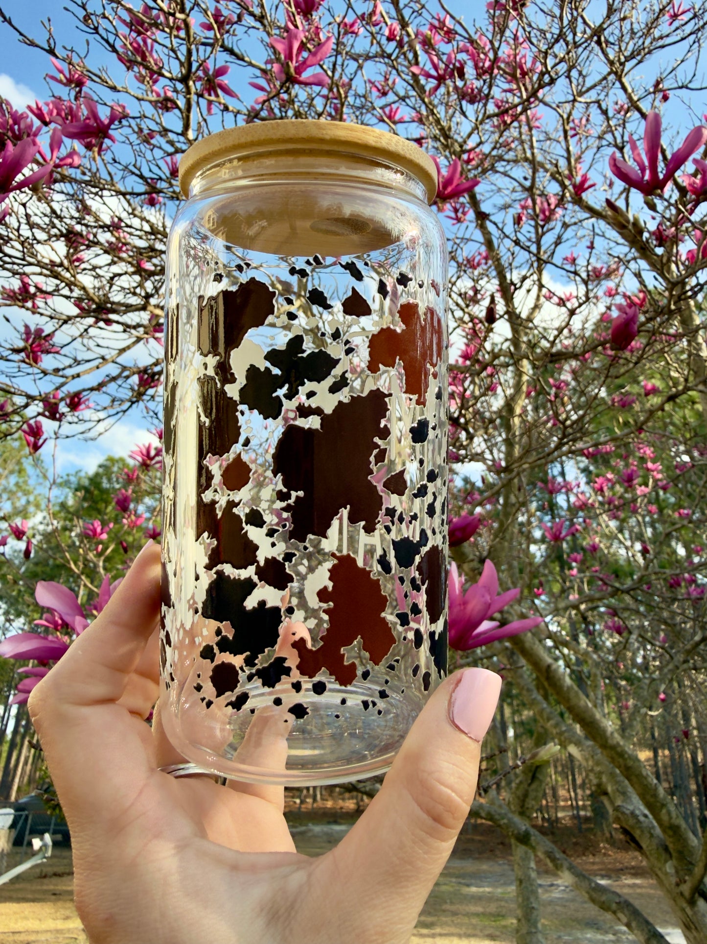 Cowprint MAMA 16 oz Glass Can w/ Straw