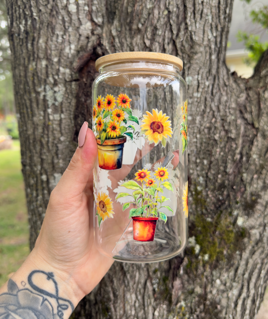 Sunflower 16 oz Glass Can w/ Straw