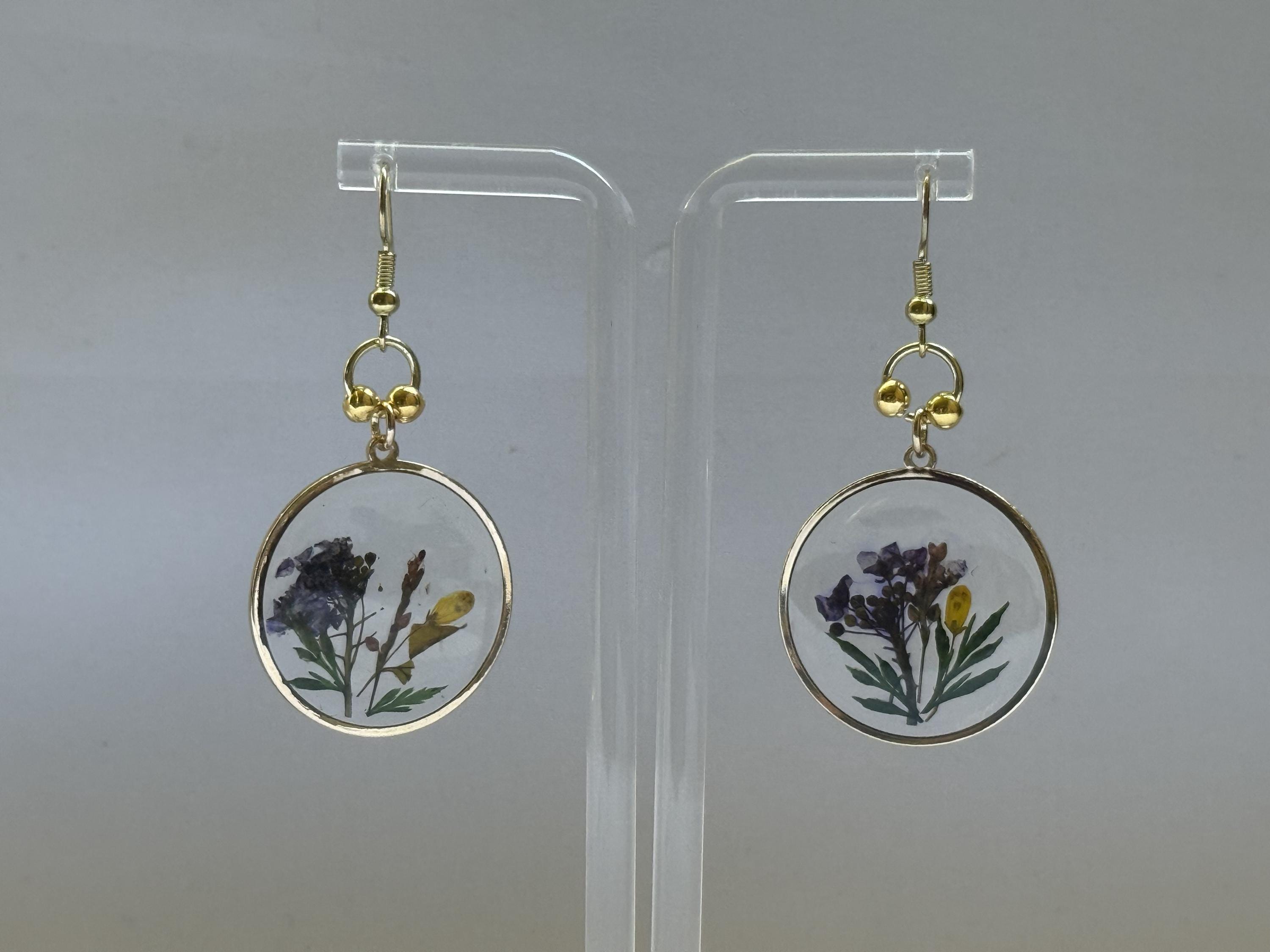 Pressed Flower Resin Earrings – Handmade Gold-Rimmed Dangles with Purple & Yellow Blooms